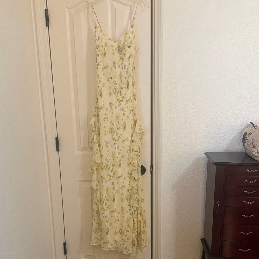 Forever 21 Yellow Floral Maxi Dress with Ruffle Trim